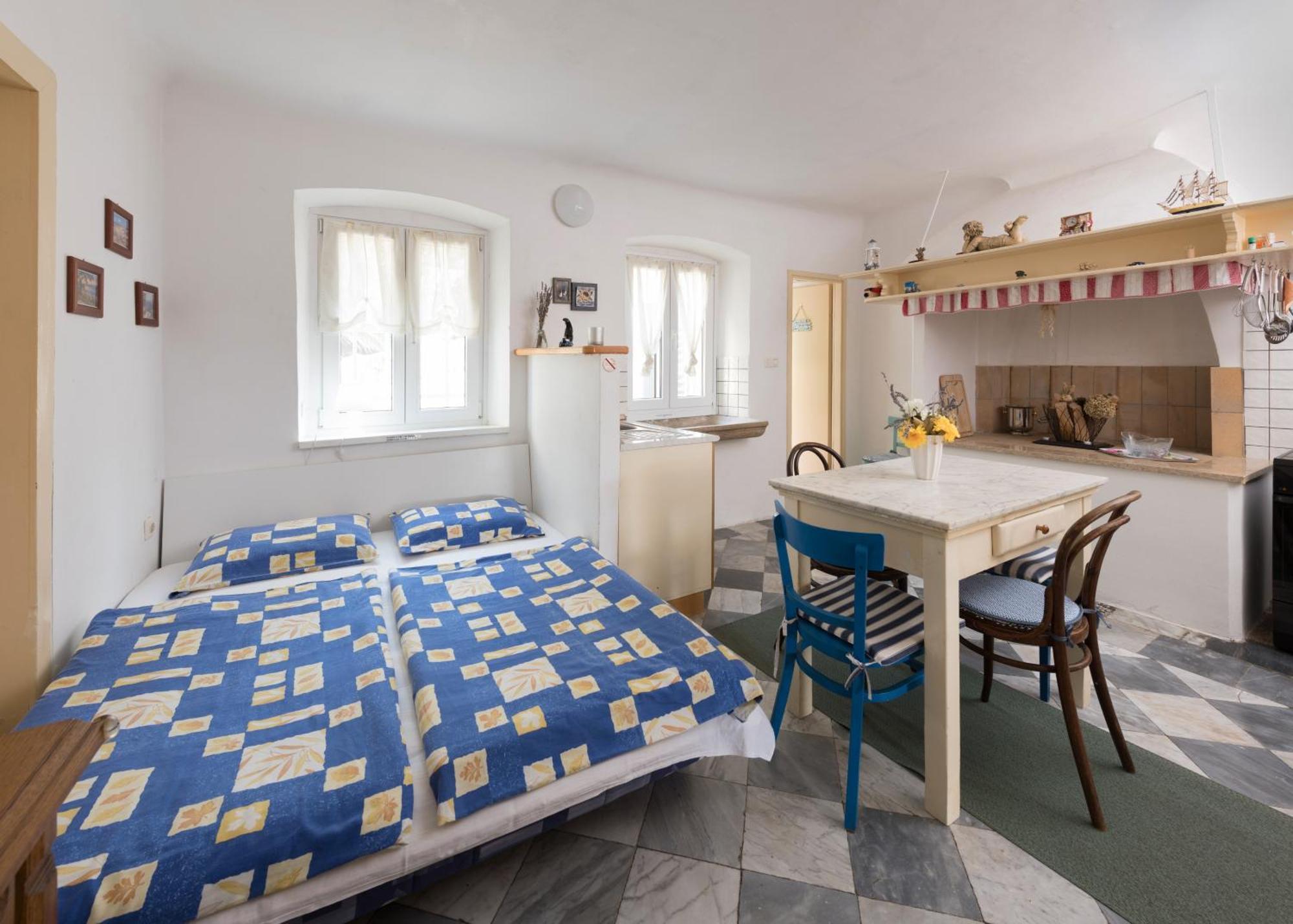 Apartments Mirakul Mali Lošinj Kamer foto
