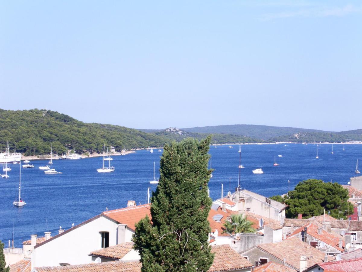 Apartments Mirakul Mali Lošinj Buitenkant foto